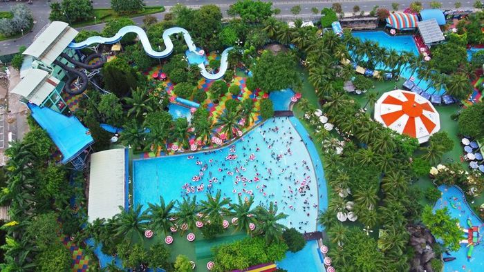 Công viên nước Đầm Sen, nơi giải nhiệt tuyệt vời giữa lòng Sài Thành