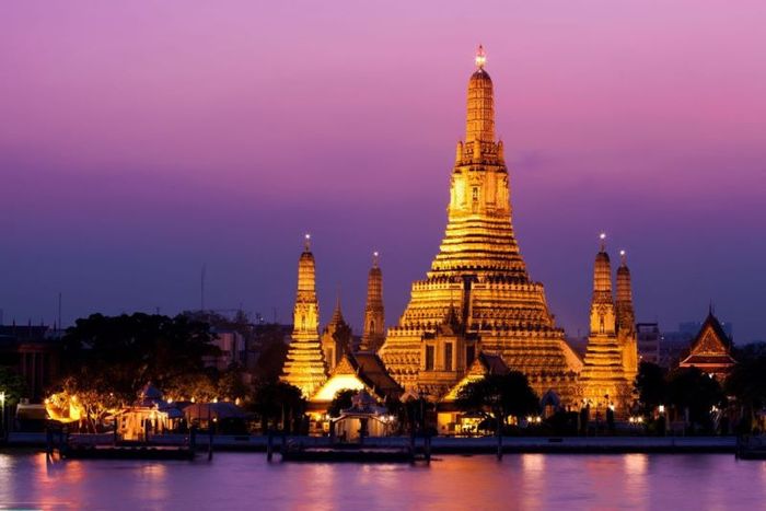 Khám phá Wat Arun để hiểu sâu hơn về tâm hồn văn hóa của Thái Lan