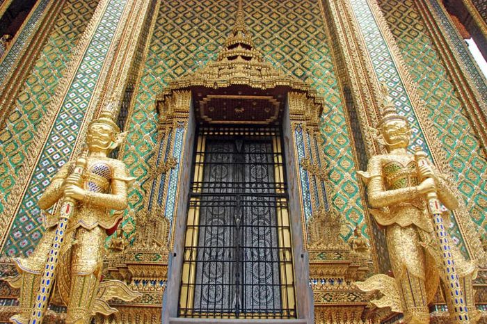 Hoàng cung Thái Lan - Đỉnh cao của kiến trúc xứ Chùa Vàng 8