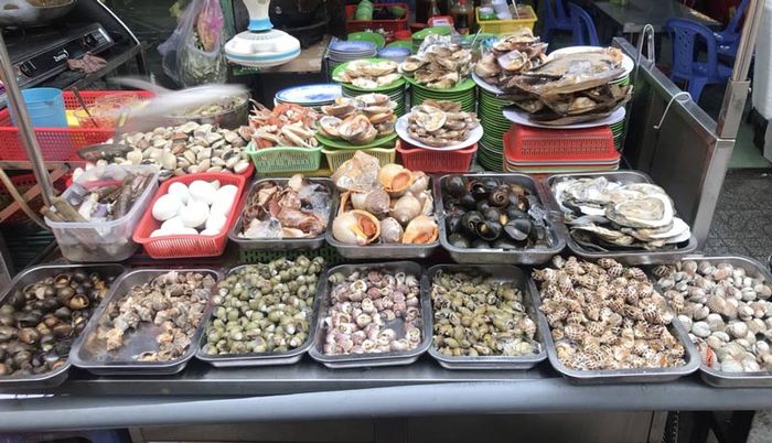 Khám phá 10 điểm ăn ốc hấp dẫn ở Tân Bình, thưởng thức hương vị đậm đà 3