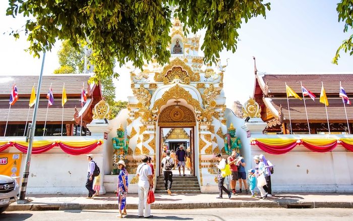 Wat Chedi Luang - nơi cổ kính và linh thiêng giữa trái tim của Chiang Mai 3