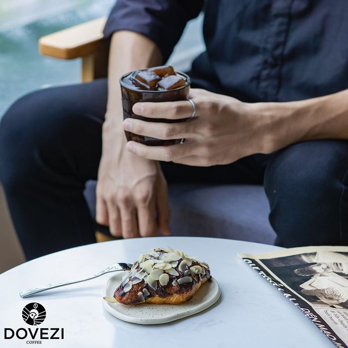 Dovezi Coffee, điểm đến cà phê mang phong cách công nghiệp độc đáo 7