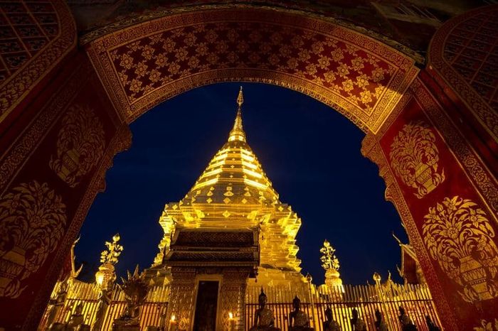 Linh thiêng của Wat Phrathat Doi Suthep, nơi gìn giữ xá lợi của Đức Phật 5
