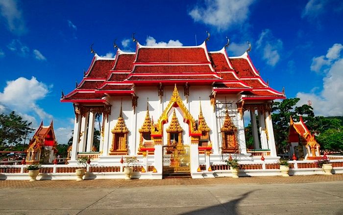 Wat Chalong, một ngôi cổ tự tráng lệ, linh thiêng tại Phuket