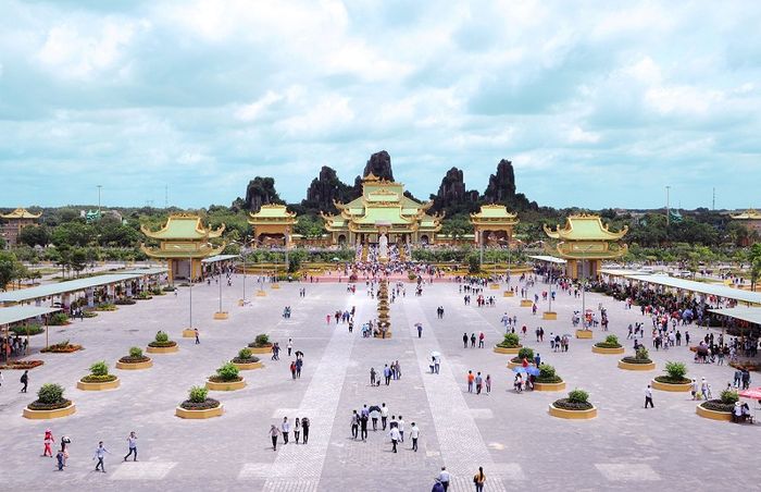 Top 10 điểm du lịch gần Sài Gòn để thư giãn trong dịp lễ 30/4 - 1/5