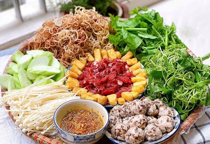 8 địa chỉ lẩu riêu cua bắp bò Sài Gòn ngon không thể bỏ qua