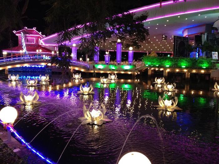 Công viên nước Đầm Sen, nơi giải nhiệt tuyệt vời giữa Sài Thành 9