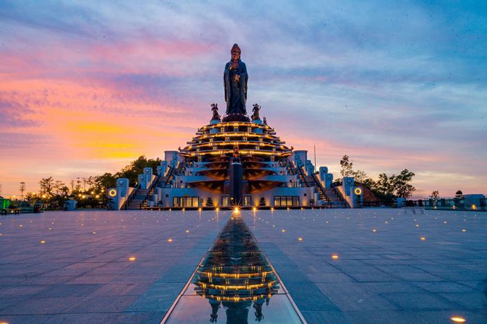 Đánh giá về núi Bà Đen và trải nghiệm leo núi cao nhất Đông Nam Bộ 5