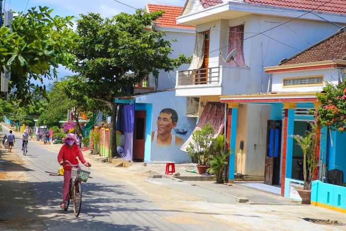 Bí quyết thưởng thức Làng Bích Họa Tam Thanh Hội An tĩnh lặng