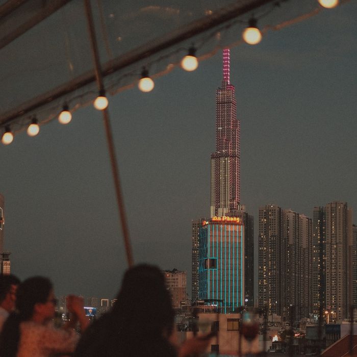 Thư giãn hoàn toàn tại Chạng Vạng Rooftop, một không gian bình yên giữa sự hối hả của thành phố nhộn nhịp