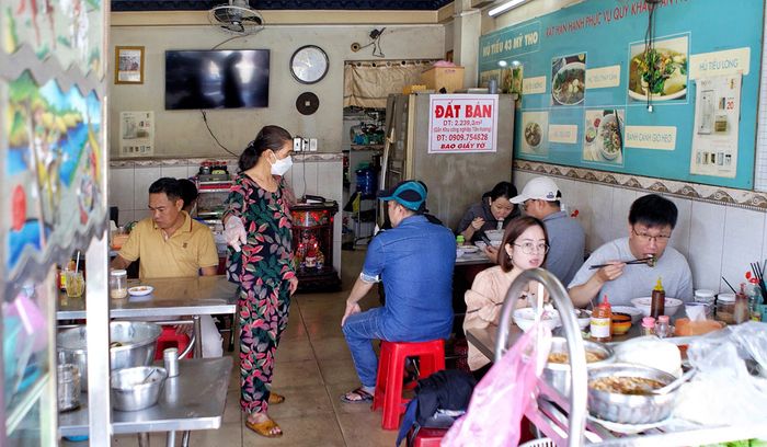 Khám phá Quán hủ tiếu Tám Lài - điểm đến nổi tiếng khi bạn đến Tiền Giang