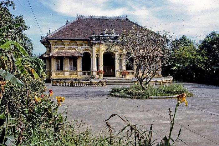 Tìm đến Khu di tích nhà Bạch Công Tử danh tiếng 5