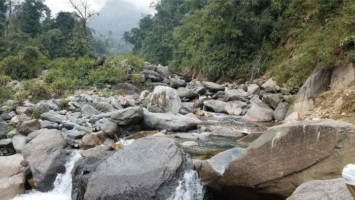 Đánh giá Tà Chì Nhù và hành trình chinh phục đỉnh cao Yên Bái 6