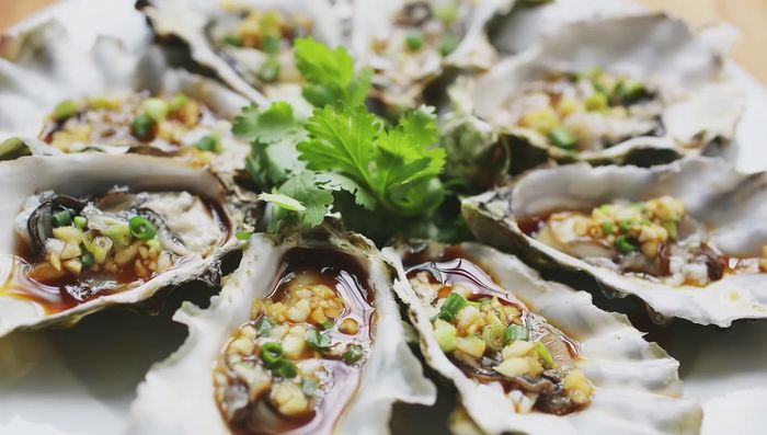 Nếm vị thơm ngon béo ngậy tự nhiên từ món hàu đút lò Vũng Tàu
