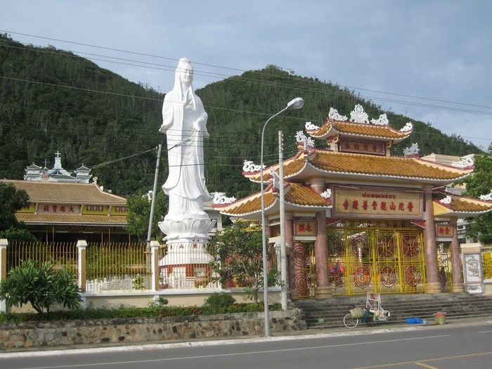 Khám phá Chùa Quan Âm Bồ Tát Vũng Tàu - Tìm đến nơi yên bình tại Vũng Tàu 2