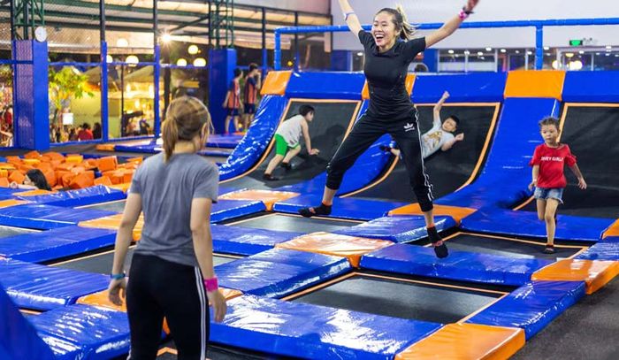 Trải nghiệm vui vẻ tại Jump Arena quận 7 với những trò chơi bật nhả siêu hấp dẫn