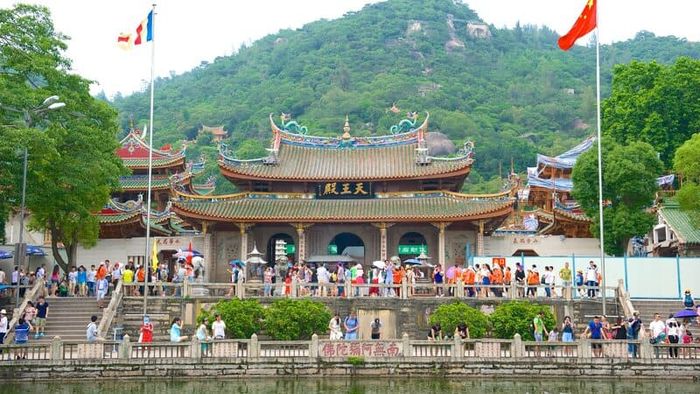 Hạ Môn Trung Quốc, một đô thị biển đẹp như cổ tích