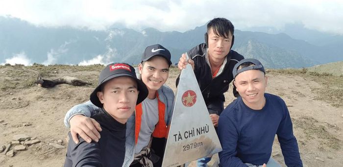 Đánh giá Tà Chì Nhù và hành trình chinh phục đỉnh cao Yên Bái 2