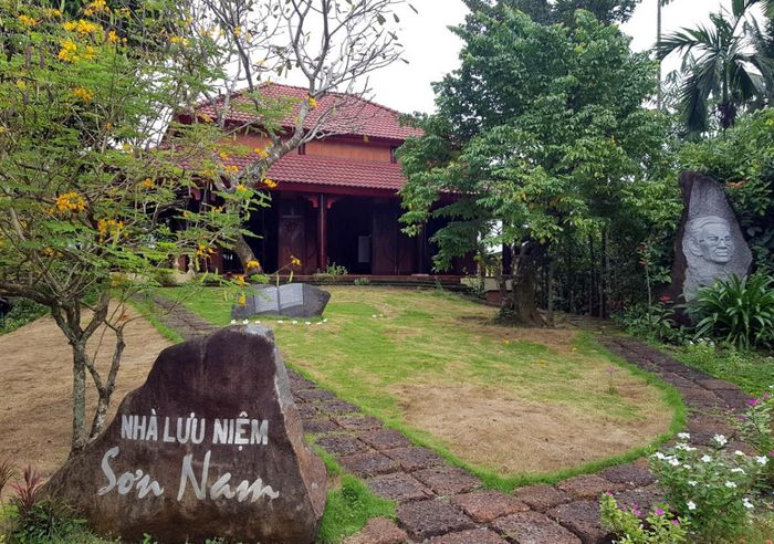 Khám phá Điểm du lịch nhớ đến nhà văn Sơn Nam Tiền Giang 2