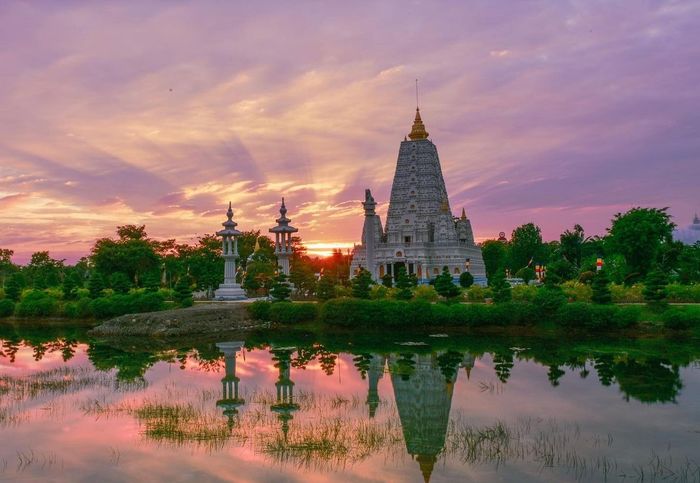 Vãn cảnh của Thiền viện Trúc Lâm Chánh Giác, ngôi chùa lớn nhất ở Tiền Giang 9