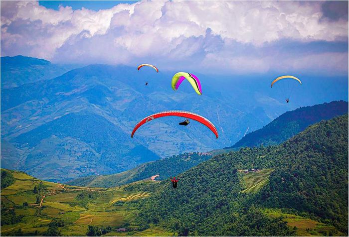Đánh giá Mù Cang Chải và trải nghiệm nhảy dù khó quên 4
