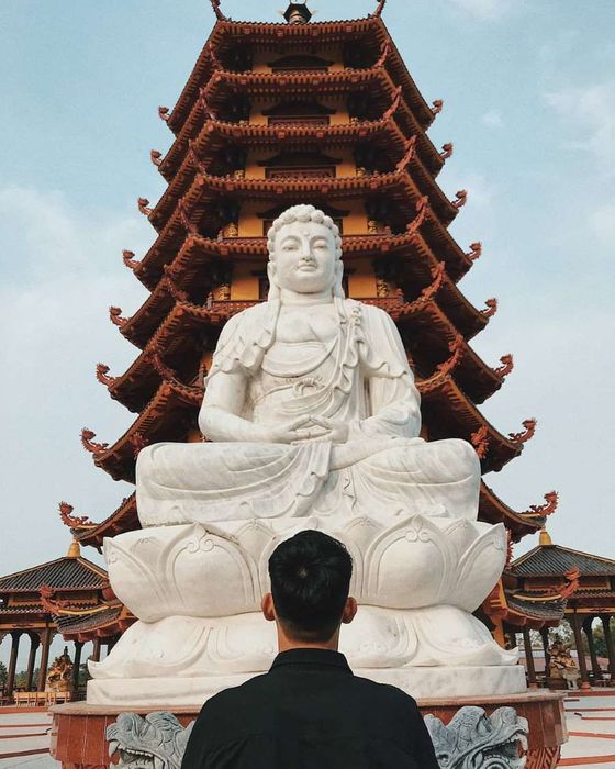 Chùa Phật Ngọc Xá Lợi Vĩnh Long, điểm đến thanh tịnh bạn không thể bỏ qua 4