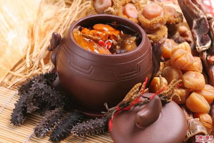 Phật nhảy tường, một món ăn đặc biệt và quý trong ẩm thực Trung Quốc