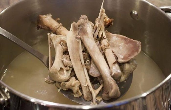 Thưởng thức hương vị đặc biệt của bánh canh Bến Có tại Trà Vinh, một trải nghiệm không thể bỏ qua