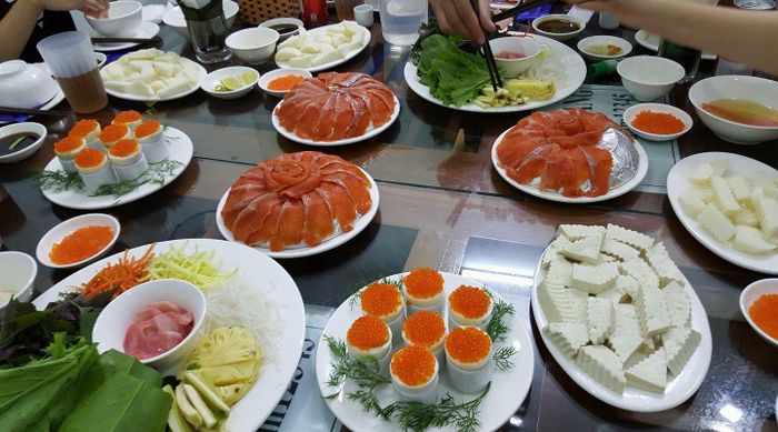 Đến ngay Nhà hàng vua cá hồi Yên Bái, đội mê hải sản ơi, đừng bỏ lỡ cơ hội thưởng thức những món ngon tuyệt vời!