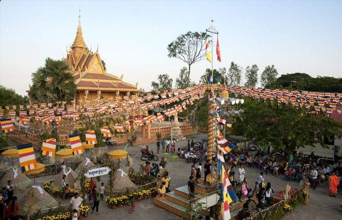 Những lễ hội Vĩnh Long truyền thống làm phong phú thêm cuộc sống tâm linh