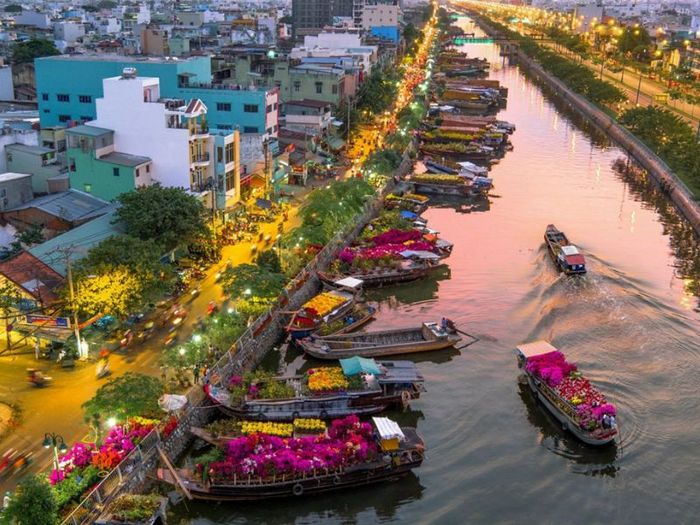 Top 10 chợ hoa Tết Sài Gòn sôi động nhất năm 2024
