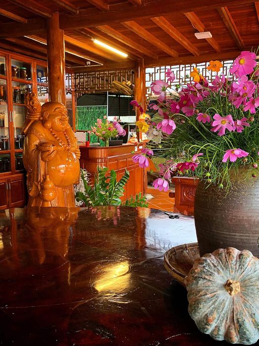 Nhà hàng Oanh Hợp - Khám phá không gian thưởng thức ẩm thực sang trọng, lôi cuốn 24