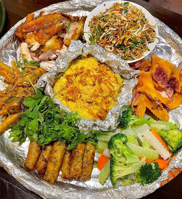 Nhà hàng Oanh Hợp - Khám phá không gian thưởng thức ẩm thực sang trọng, cuốn hút 4