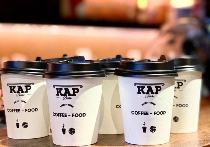 Khám phá không gian cổ điển độc đáo tại KAP Bistro, nằm ngay trung tâm thành phố 8