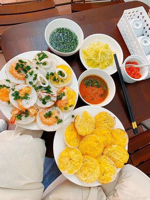 bánh căn Nha Trang