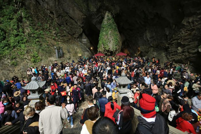 Động Hương Tích, Hang vĩ đại nhất miền Nam 5