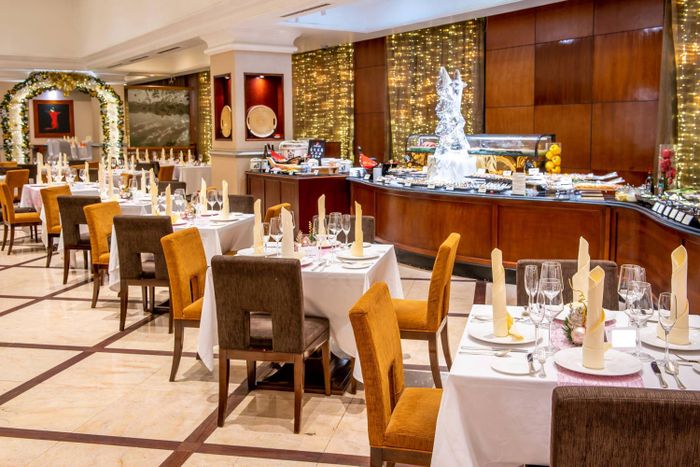 Nhà hàng Oven D'or - Thiên đường Buffet 5 sao 2