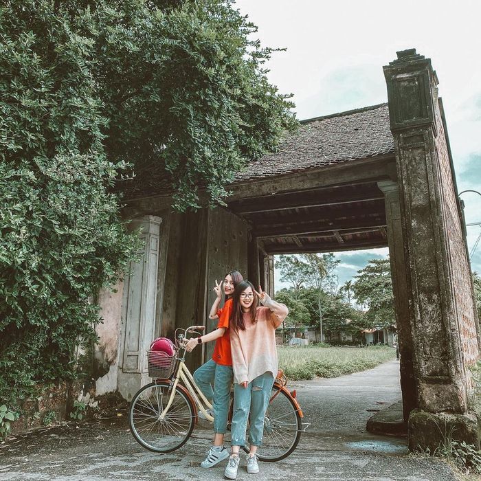 Bí quyết du lịch Làng Cổ Đường Lâm chi tiết nhất 5