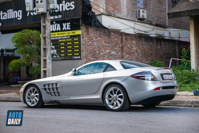 Có gì đặc biệt trên chiếc ‘mũi tên bạc’ Mercedes-Benz SLR McLaren hiếm có nhất tại Việt Nam?