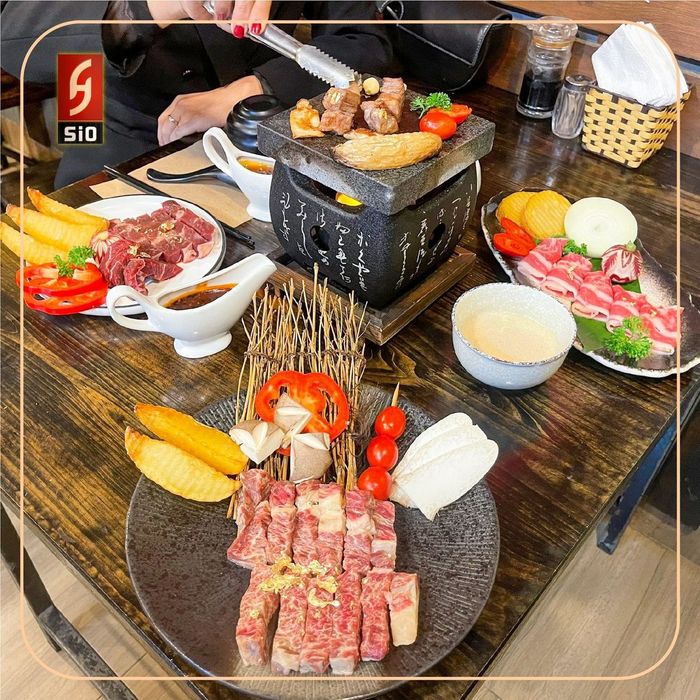 Thưởng thức hương vị đích thực của ẩm thực Nhật Bản tại nhà hàng Sio Sushi Hà Nội 12