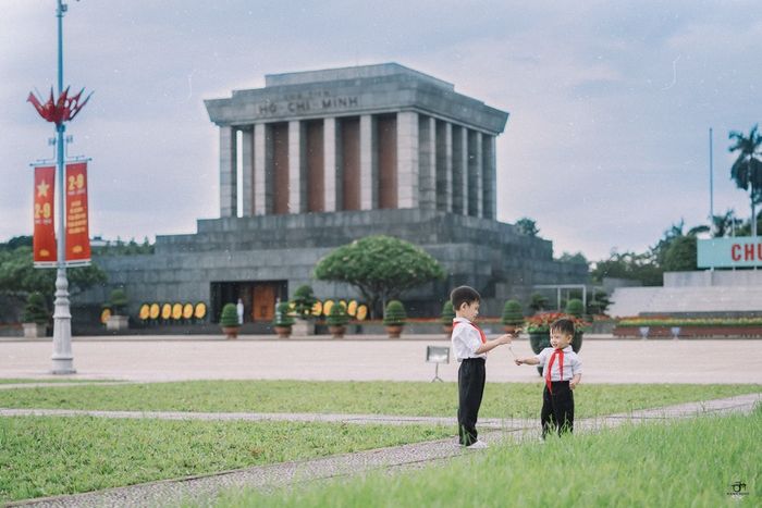 Trở lại thăm Quảng trường Ba Đình lịch sử, điểm đến của tình yêu dành cho dân tộc 3