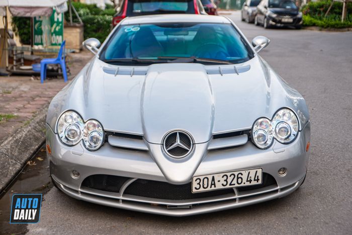 Có gì đặc biệt trên chiếc ‘mũi tên bạc’ Mercedes-Benz SLR McLaren hiếm có nhất tại Việt Nam?