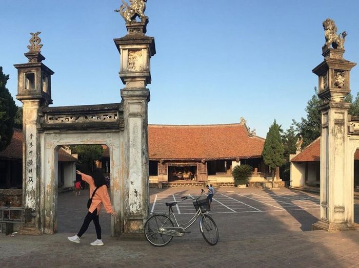 Bí quyết du lịch Làng Cổ Đường Lâm chi tiết nhất 6