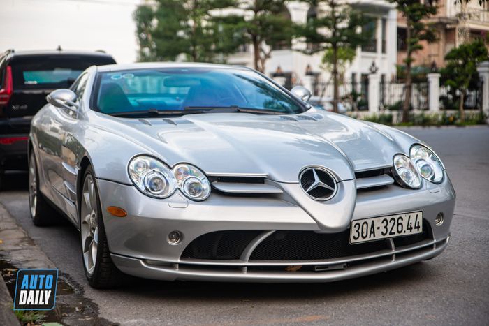 Có gì đặc biệt trên chiếc ‘mũi tên bạc’ Mercedes-Benz SLR McLaren hiếm có nhất tại Việt Nam?