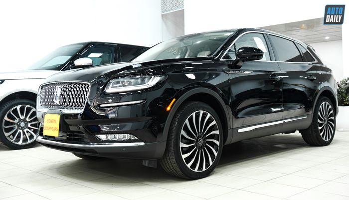 Hình ảnh chi tiết của chiếc Lincoln Nautilus Black Label 2022 đầu tiên tại Việt Nam adt-0792.jpg