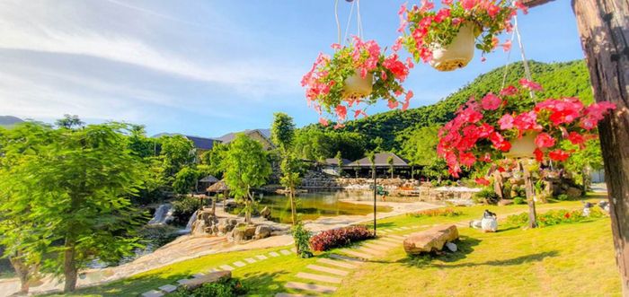 Trải nghiệm check-in tại điểm sống ảo ngay thiên đường nghỉ dưỡng Bạch Mã Village Huế 8