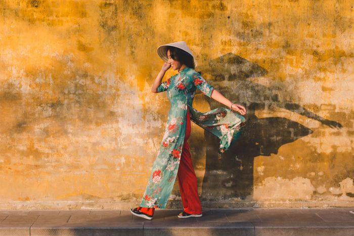 Những gợi ý diện đồ đẹp khi đi du lịch phố cổ Hội An 2