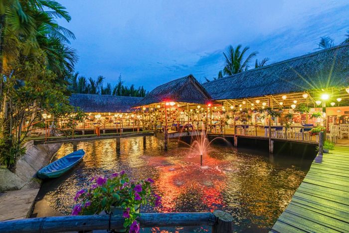 Top 10 quán cafe Hội An check-in view phố cổ siêu đỉnh 6