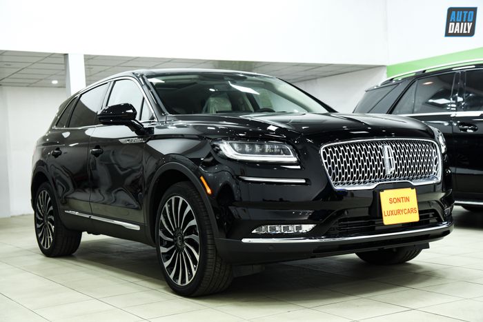 Hình ảnh chi tiết của chiếc Lincoln Nautilus Black Label 2022 đầu tiên tại Việt Nam adt-0822.jpg