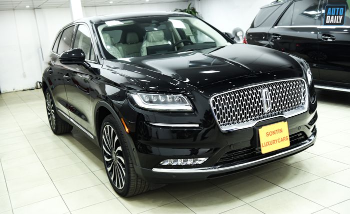 Hình ảnh chi tiết của chiếc Lincoln Nautilus Black Label 2022 đầu tiên tại Việt Nam adt-0799.jpg